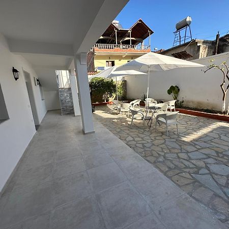 Rus Villa Berat Exterior photo